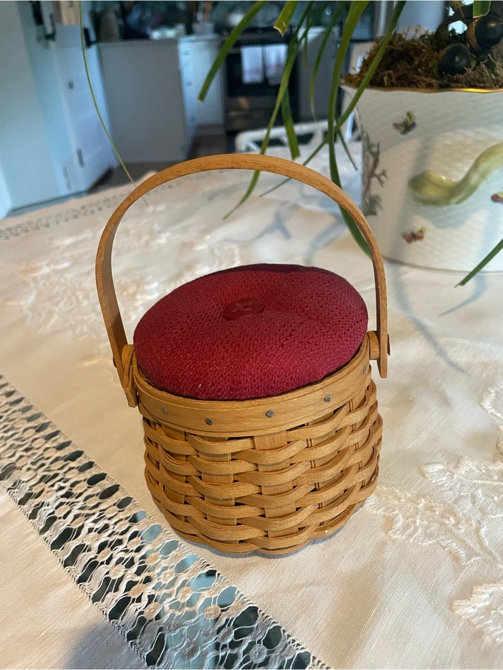 Longaberger  2002 Pin Cushion - Hostess Appreciation gift